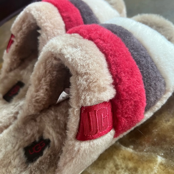 UGG Plush Slides - Picture 4 of 9